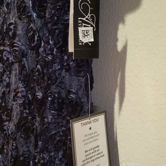 Alex Evenings Sequin Floral Lace Ribbon Rosette Round Neck Short Sleeve Gown - Picture 12 of 12